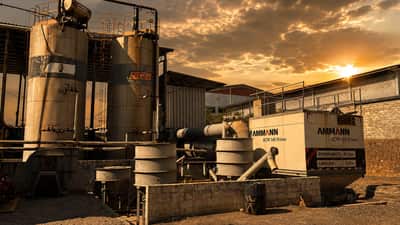Silos de ligante asfáltico e unidade AMMANN ACM 140 Prime